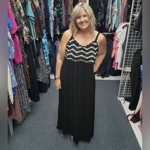 Du Jour Black & White Maxi Dress - Size L Petite